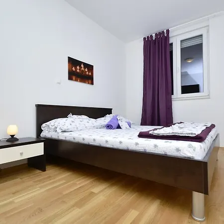 Lavanda Apartment *